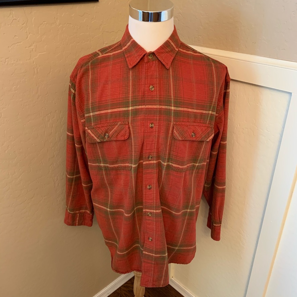 Orvis men’s size extra large button up shirt